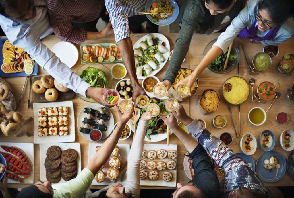 GIẢI PHÁP VƯỢT QUA KHỦNG HOẢNG CHO CÁC DOANH NGHIỆP F&B