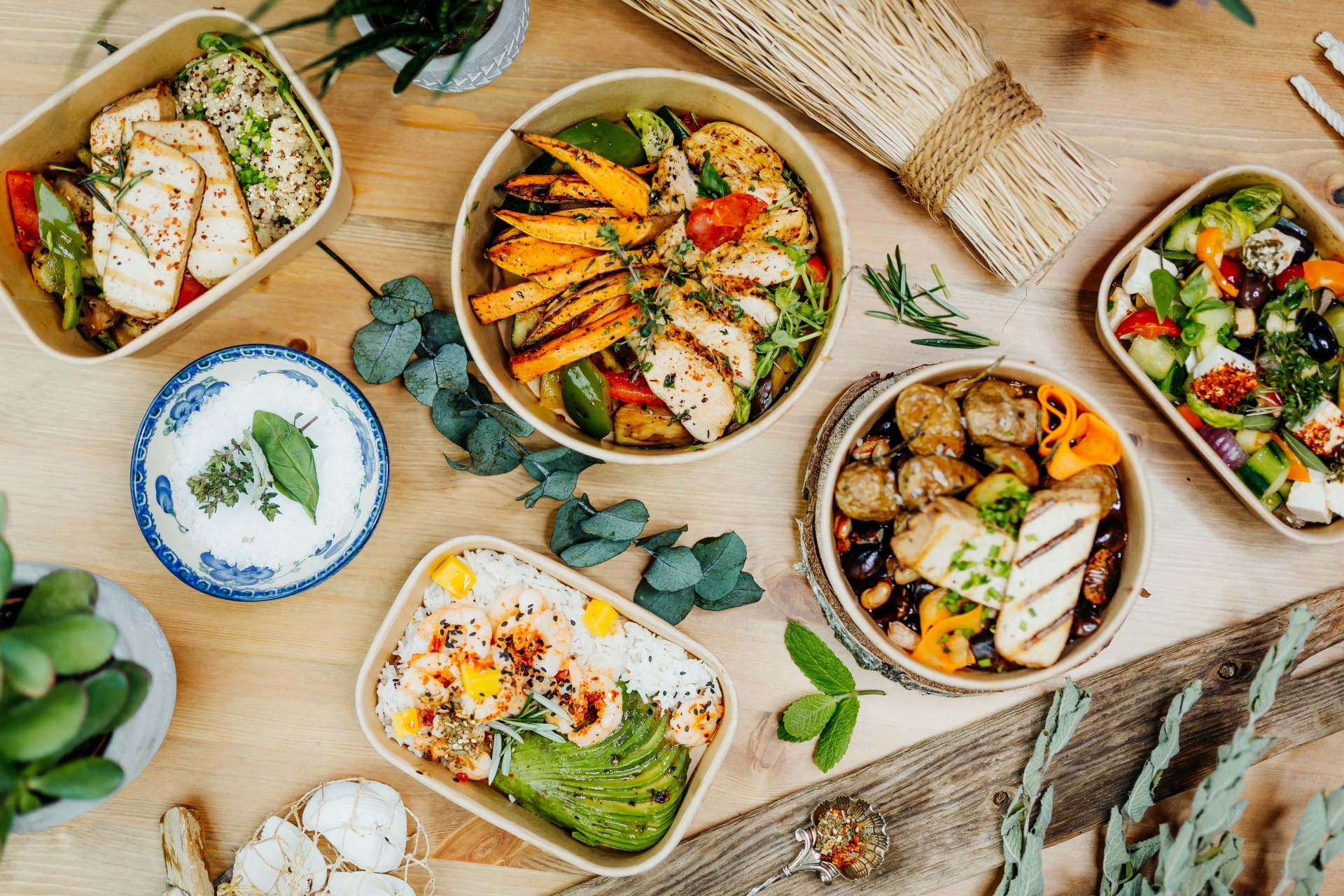 KHÓ KHĂN CỦA DOANH NGHIỆP TRONG NGÀNH F&B